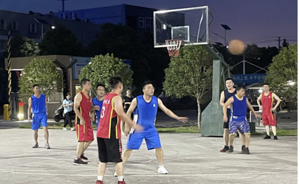【活力437ccm必赢国际】“动感篮球 快乐我秀”篮球友谊赛